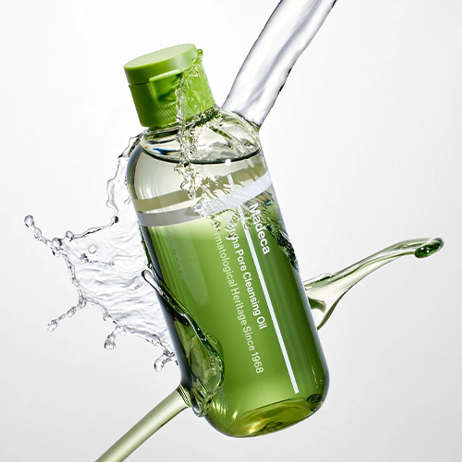 Madeca Matcha Pore Cleansing Oil