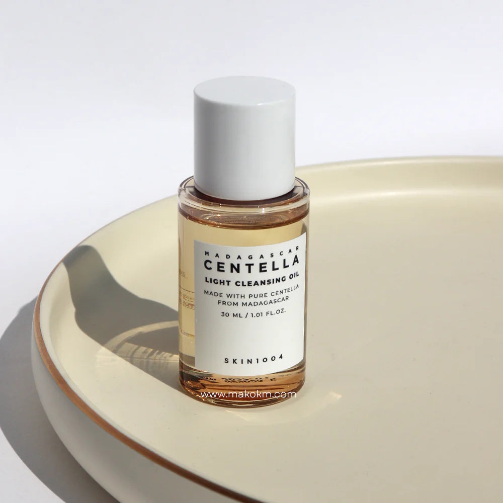 Madagascar Centella Light Cleansing Oil 30ml